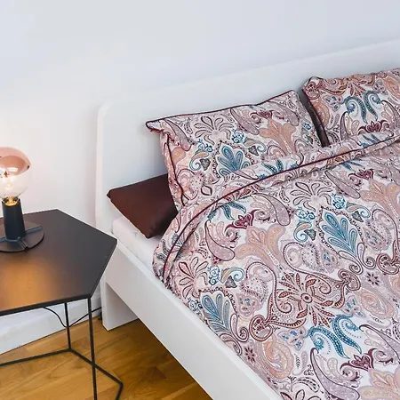 Old Town Loft Apartman *